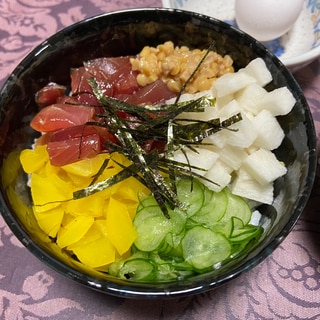 ばくだん丼